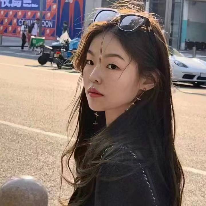 依依姐的第一张照片--百色相亲服务中心