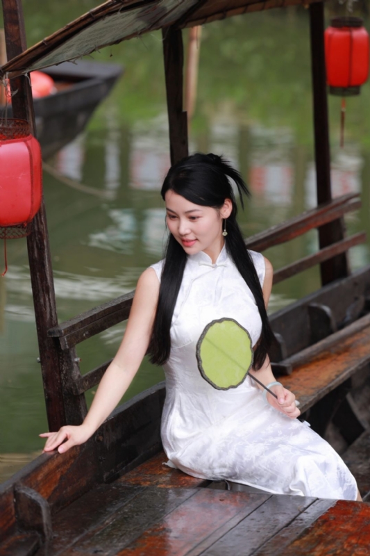 小慧的第二张照片--百色相亲服务中心