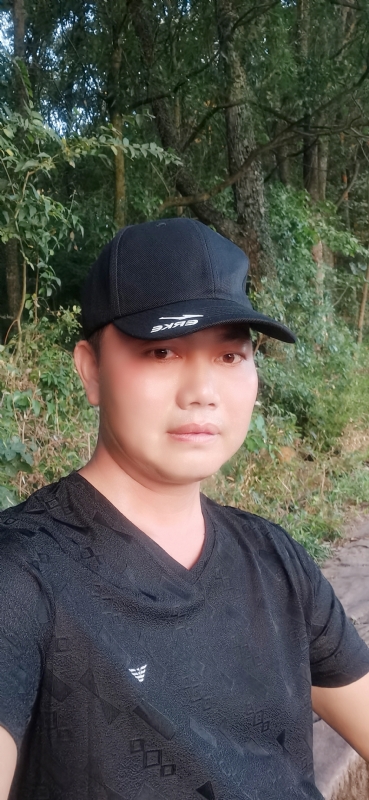 郑哥的第一张照片--百色相亲服务中心