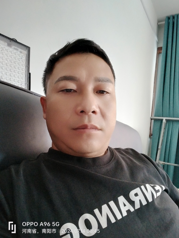 楚辞的第一张照片--百色相亲服务中心