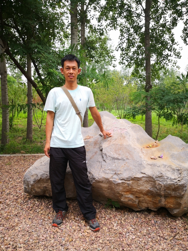 宠辱不惊的第一张照片--百色相亲服务中心