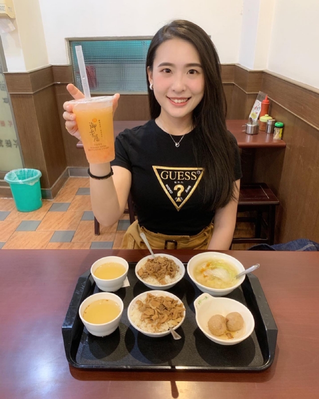 涵涵的第一张照片--百色相亲服务中心