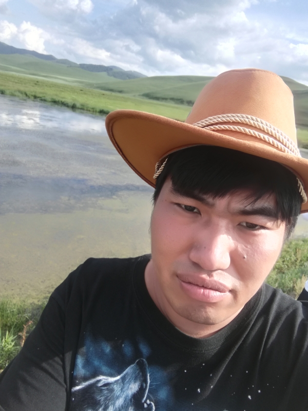 LOVE的誓言的第二张照片--百色相亲服务中心