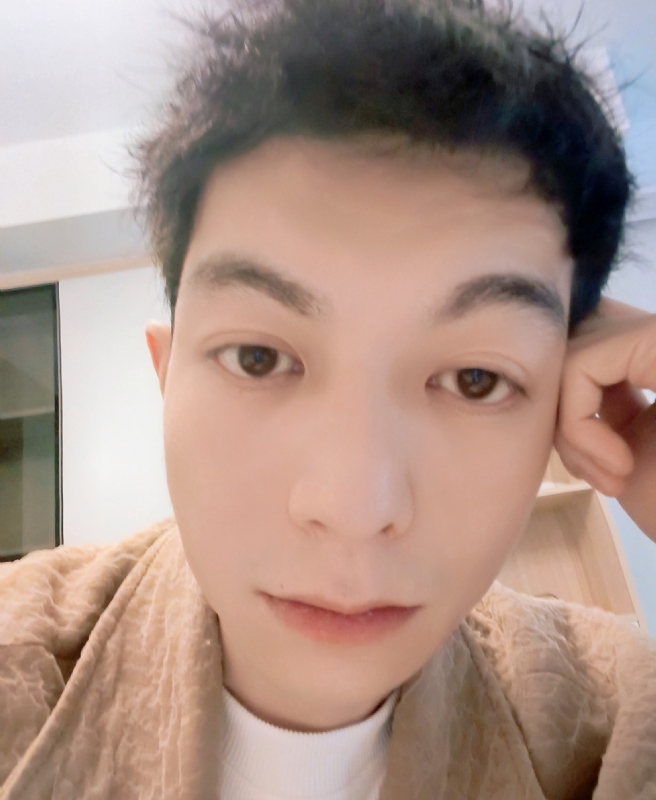 慕白的第一张照片--百色相亲服务中心