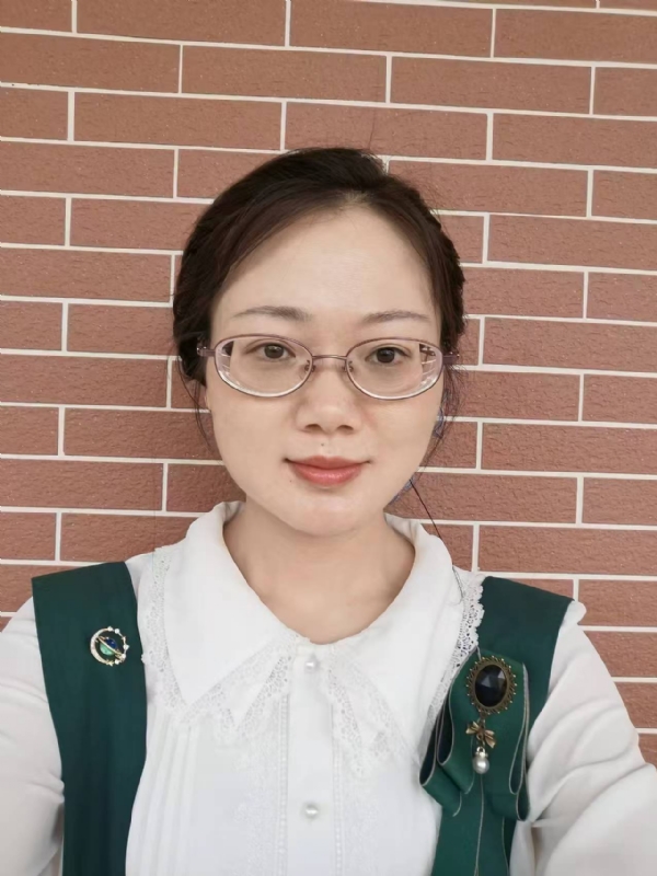 Lily的第一张照片--百色相亲服务中心