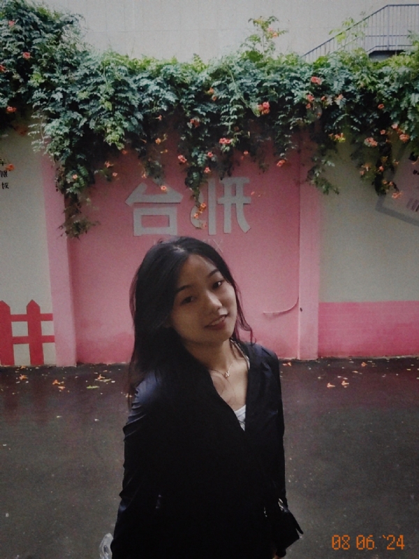 范范的丸子头的第一张照片--百色相亲服务中心