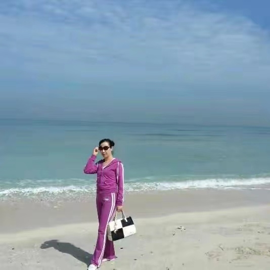 红红的第一张照片--百色相亲服务中心