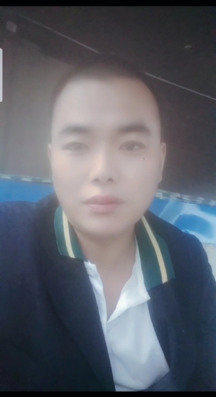 阳光男孩的第一张照片--百色相亲服务中心