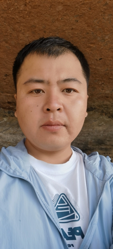 飞飞的第一张照片--百色相亲服务中心