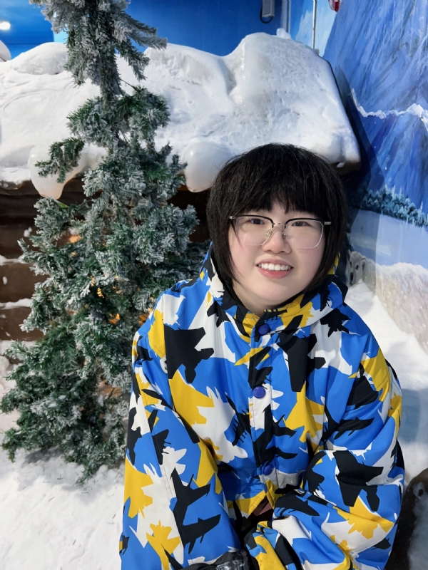 韩韩的第一张照片--百色相亲服务中心