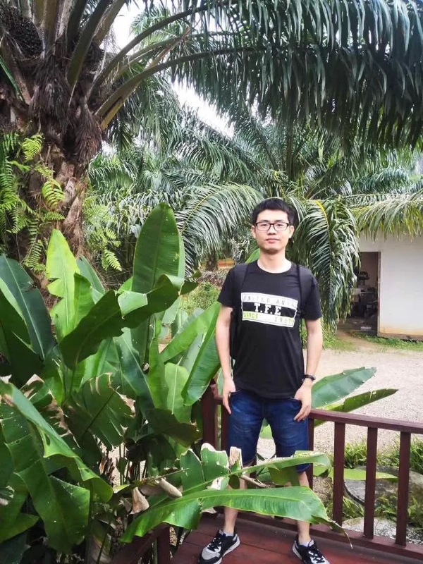 不走心的第一张照片--百色相亲服务中心