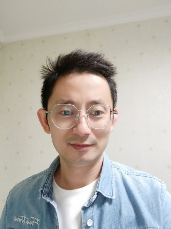 飘逸的第二张照片--百色相亲服务中心