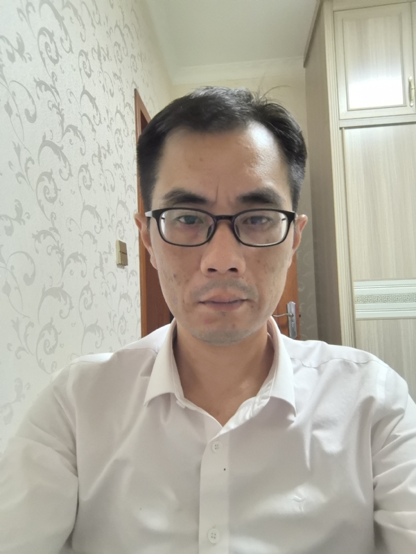 等风来的第一张照片--百色相亲服务中心