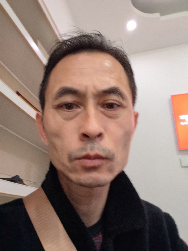 清晨阳光的第一张照片--百色相亲服务中心