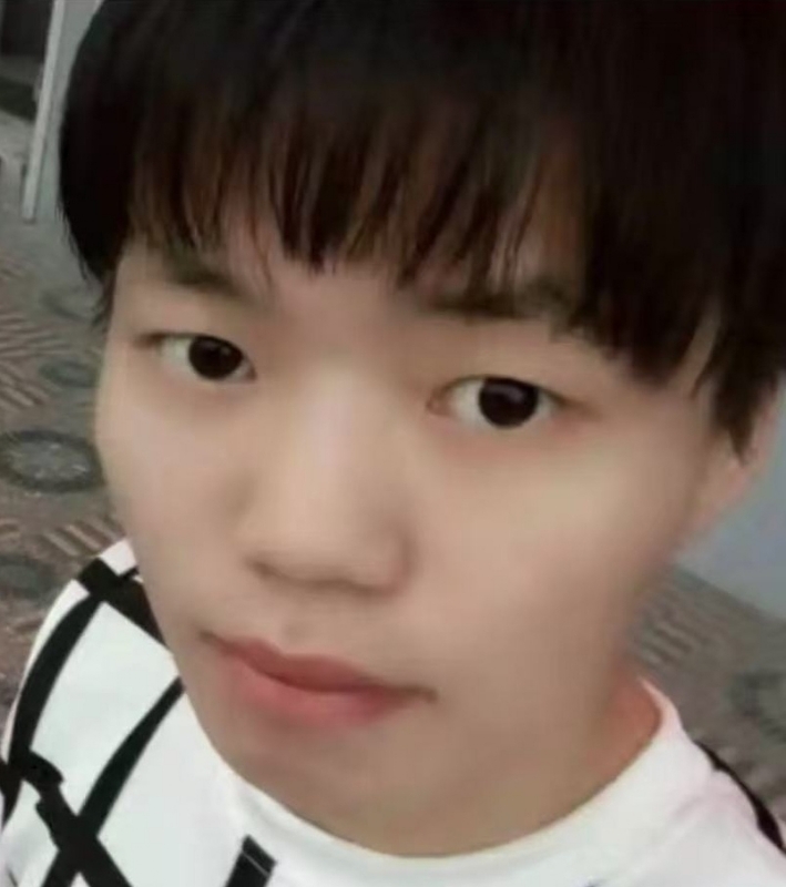 大白的第一张照片--百色相亲服务中心