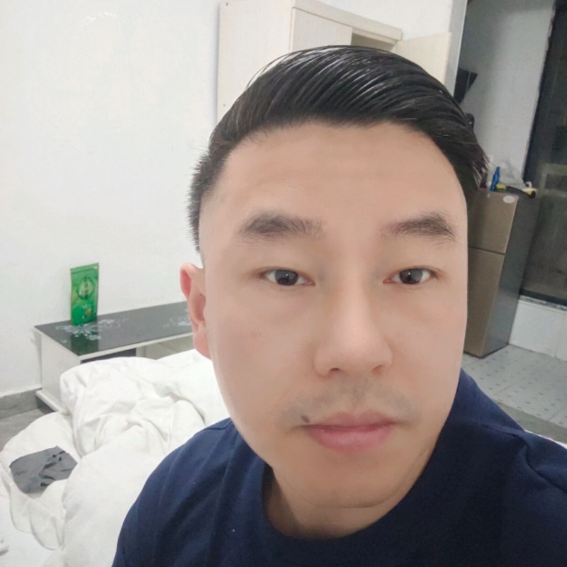 Poluk秦的第一张照片--百色相亲服务中心