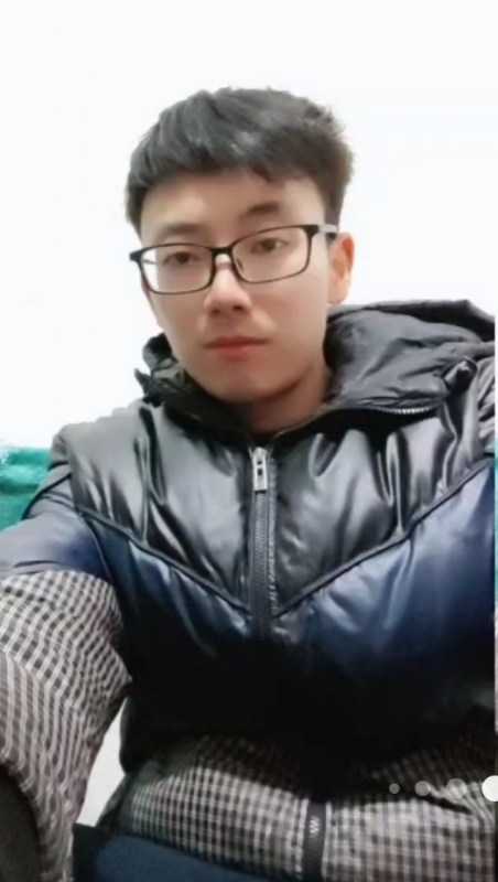 吐泡泡的小鱼的第一张照片--百色相亲服务中心