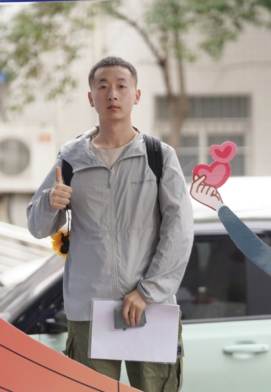 当下的第一张照片--百色相亲服务中心