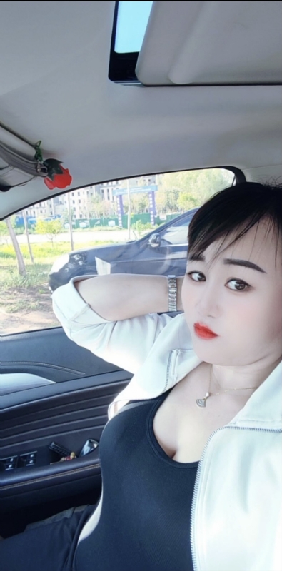 王芳燕的第六张照片--百色相亲服务中心