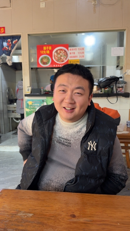 尚汇的第一张照片--百色相亲服务中心