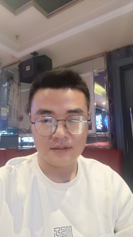 骑着蜗牛撵大象的第一张照片--百色相亲服务中心