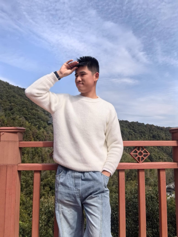 颜SEME的第一张照片--百色相亲服务中心