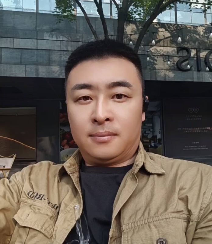 酱心的第一张照片--百色相亲服务中心