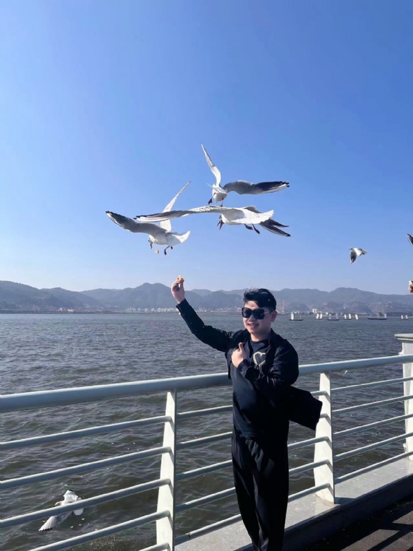 叶盛荣的第一张照片--百色相亲服务中心