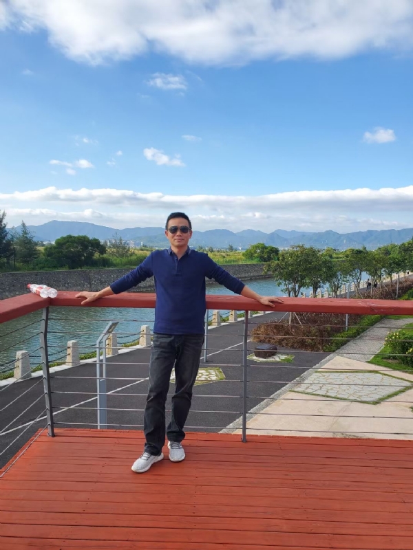 栖凤之木的第三张照片--百色相亲服务中心