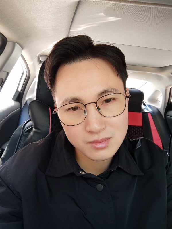 沉默先绅的第一张照片--百色相亲服务中心