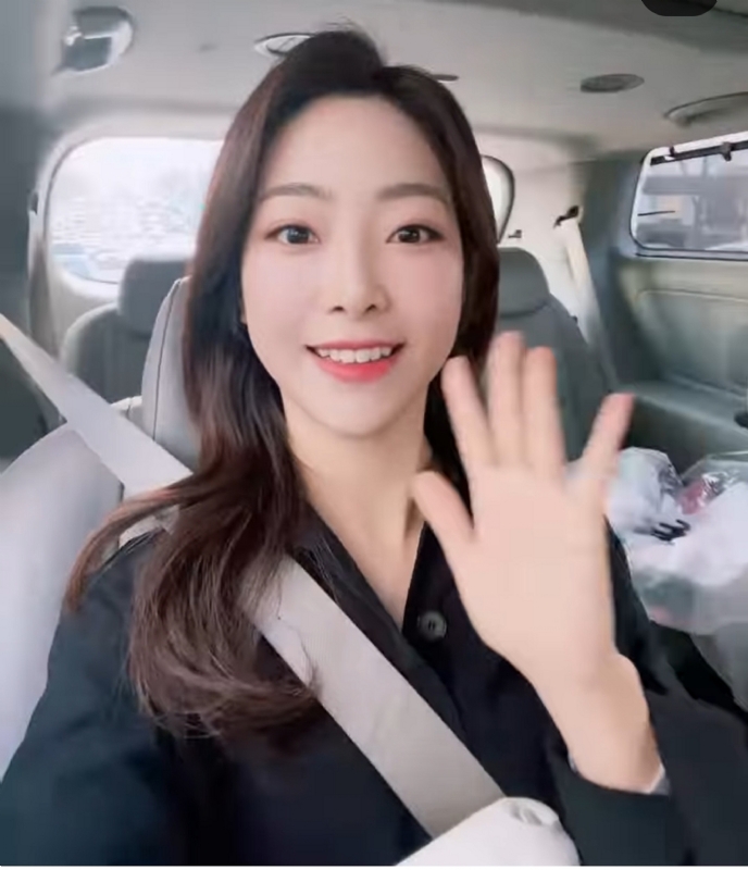 Alice的第一张照片--百色相亲服务中心