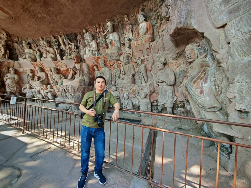 歌霸的第一张照片--百色相亲服务中心