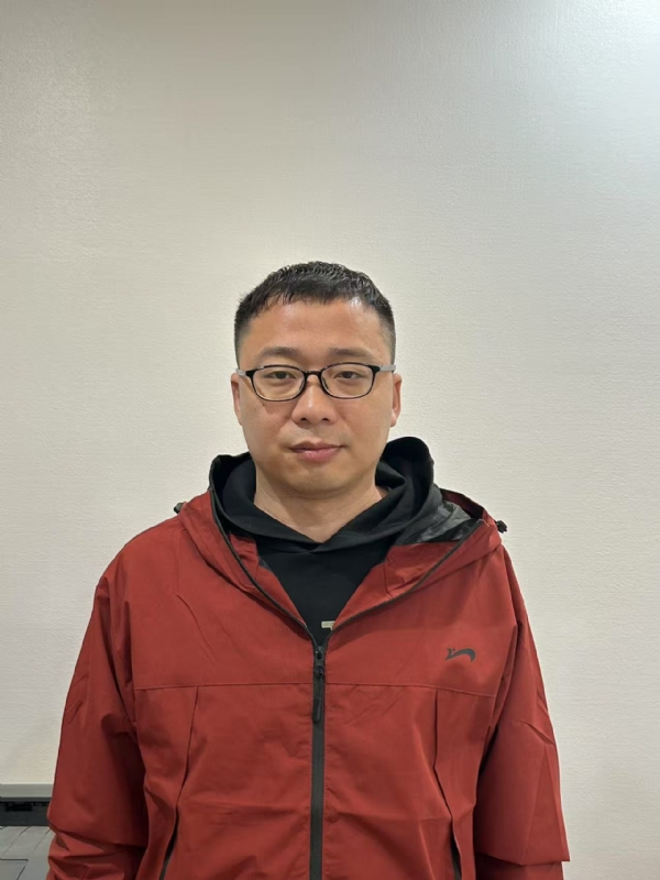 小石头的第一张照片--百色相亲服务中心