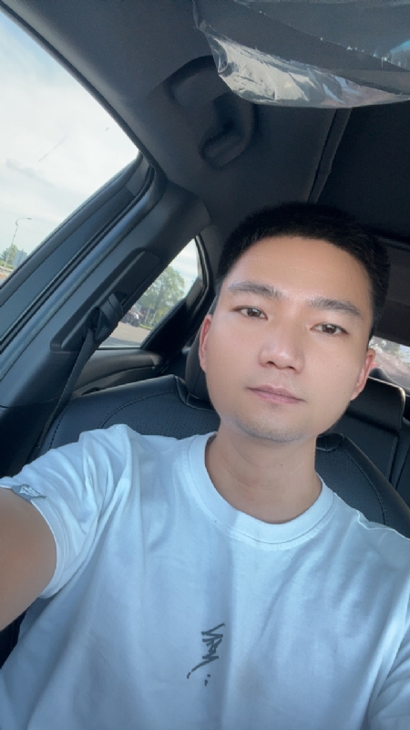 小江的第四张照片--百色相亲服务中心