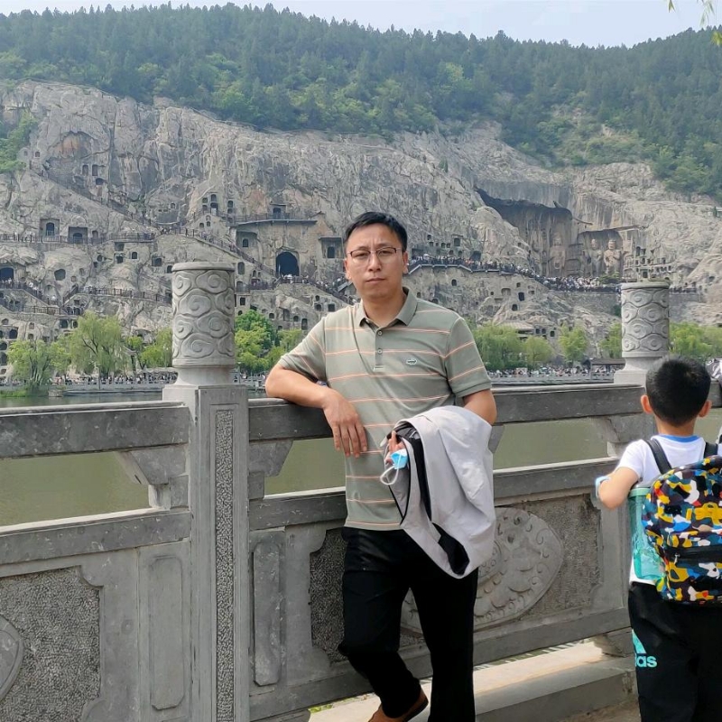 啊坤的第一张照片--百色相亲服务中心