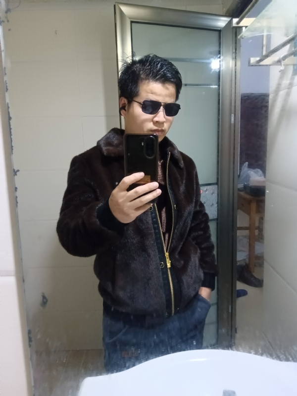 桃歌的第一张照片--百色相亲服务中心