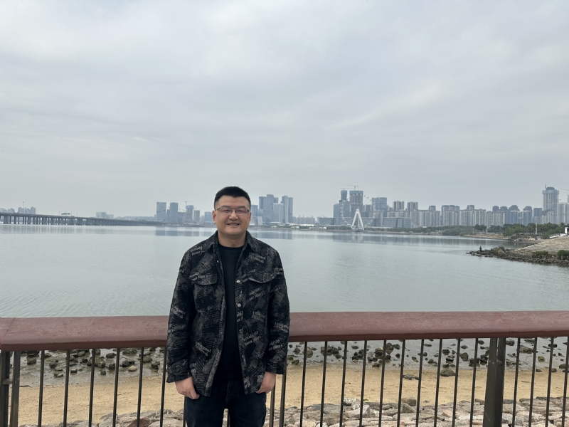 修卡的第一张照片--百色相亲服务中心