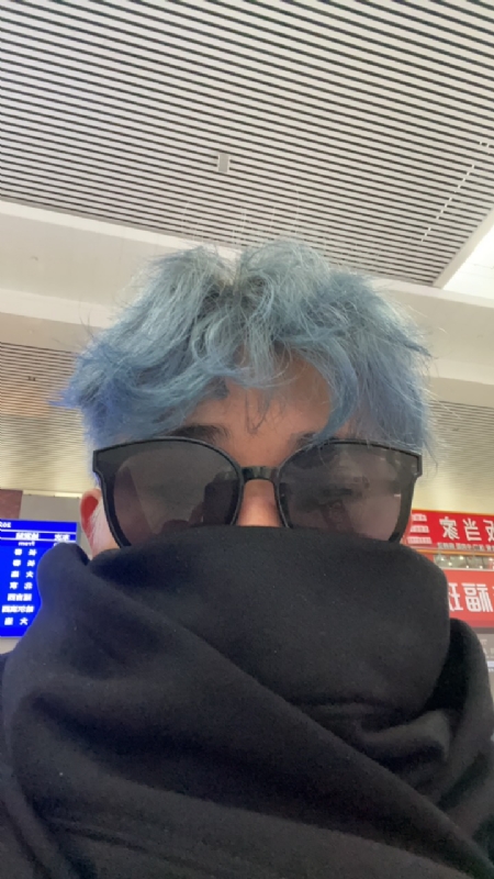 平行线的第二张照片--百色相亲服务中心