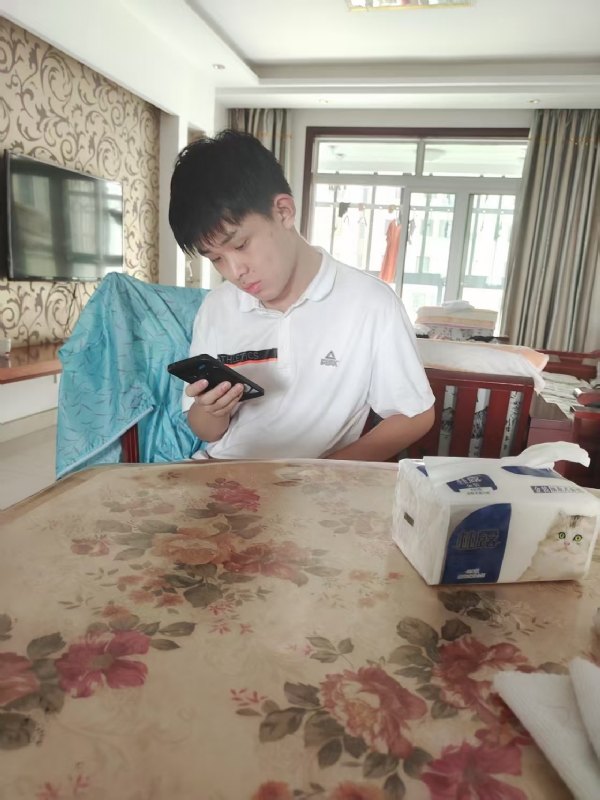 铁在烧的第一张照片--百色相亲服务中心