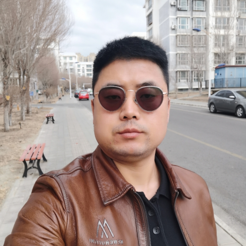 月下听风的第一张照片--百色相亲服务中心