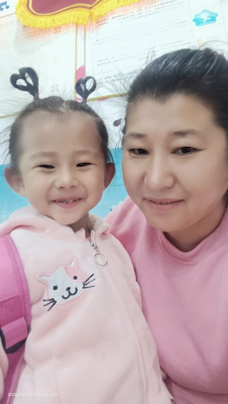 离异带俩娃的第一张照片--百色相亲服务中心