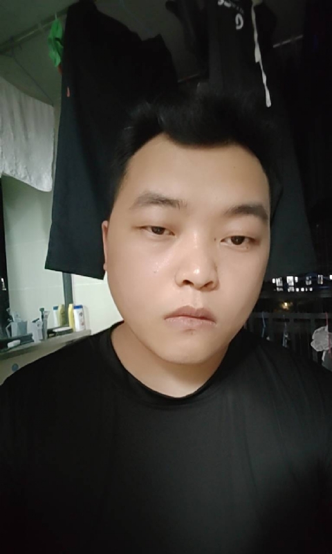 pu往事随风的第一张照片--百色相亲服务中心