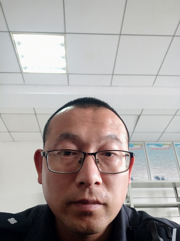 布鲁斯贺的第三张照片--百色相亲服务中心