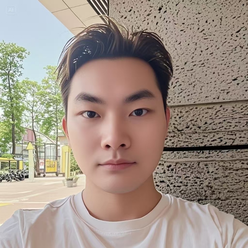 锐小哥的第一张照片--百色相亲服务中心