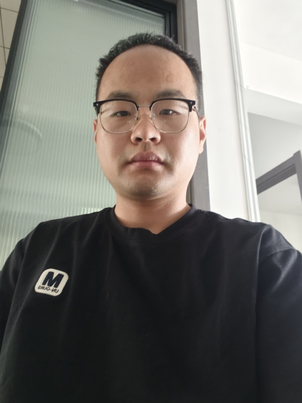 金峰的第一张照片--百色相亲服务中心