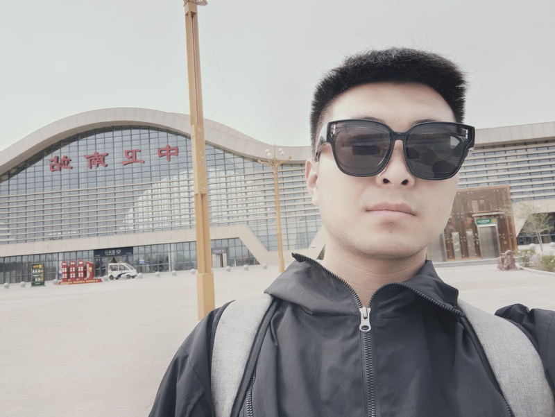 起因的第一张照片--百色相亲服务中心