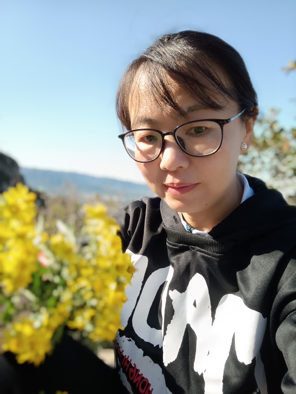 丽丽的第一张照片--百色相亲服务中心