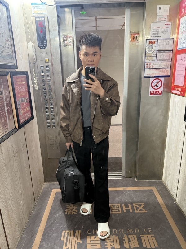 jin的第一张照片--百色相亲服务中心