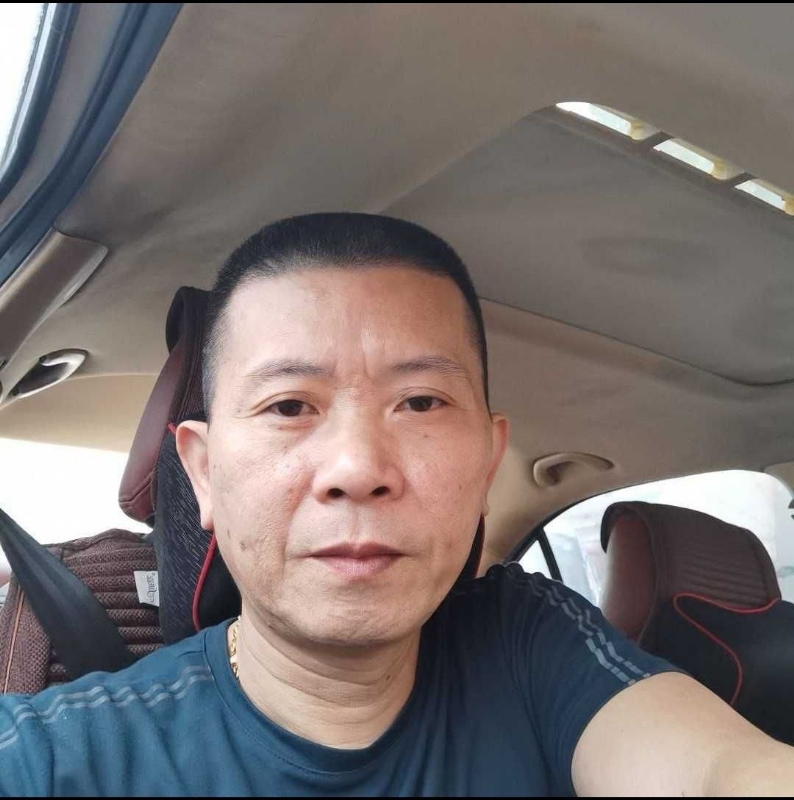 大海的第一张照片--百色相亲服务中心