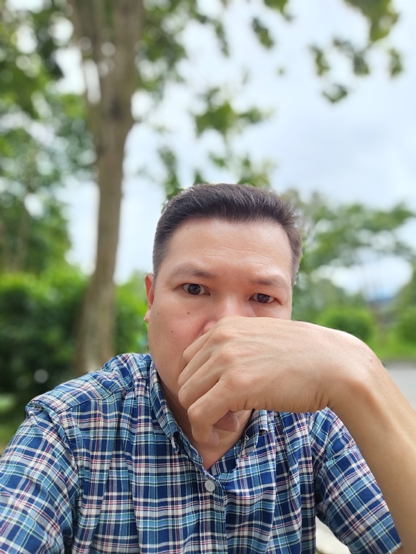 余生有你陪伴的第一张照片--百色相亲服务中心